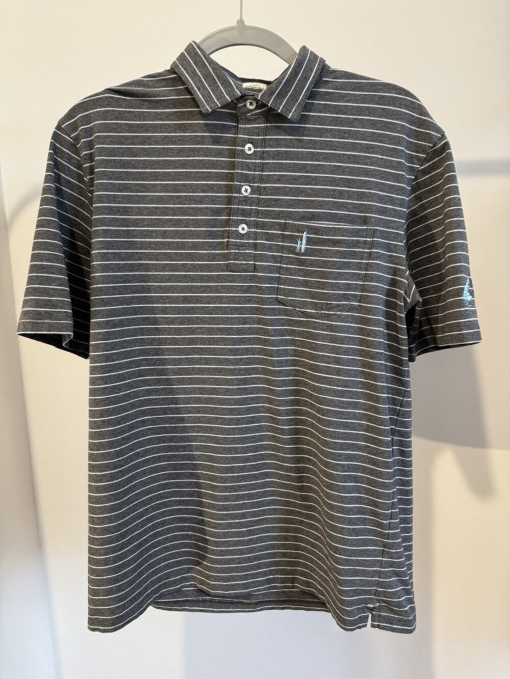 Johnnie-O Golf Polo Men's Medium Gray Striped Performance Preppy